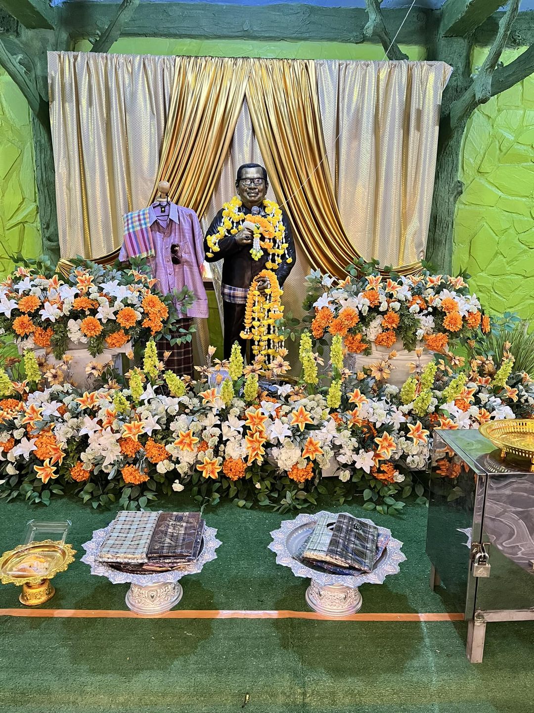 ข่าวครบรอบ 1 ปี ไวพจน์