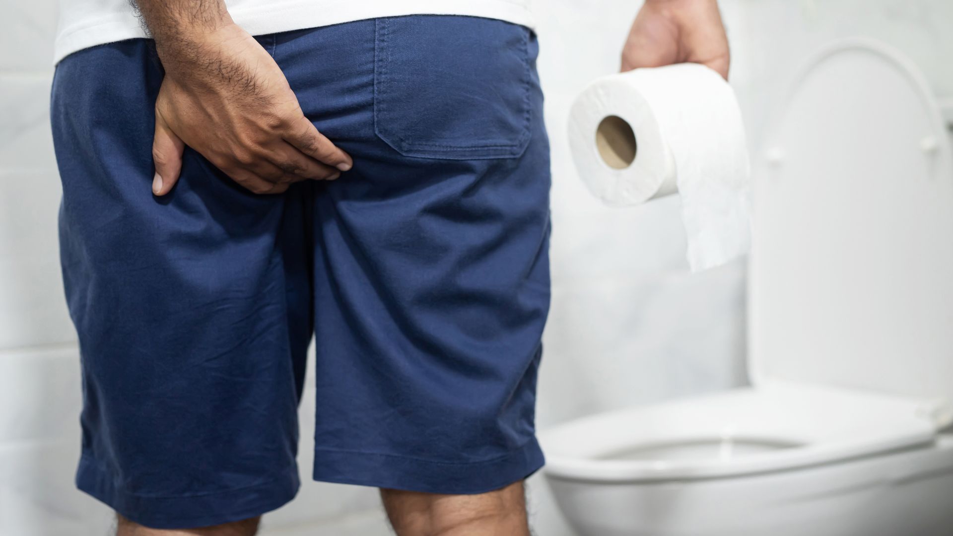 ฝันว่านั่งขี้