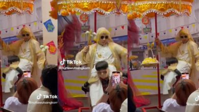 พี่นาคขี่คอเข้าโบสถ์