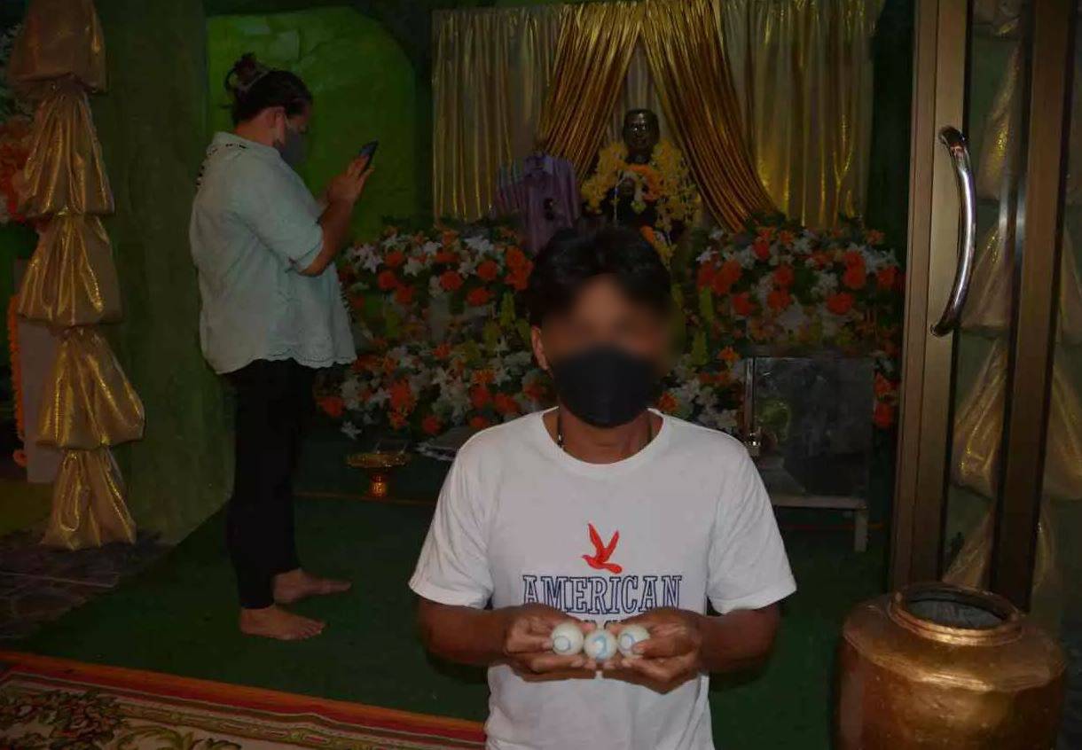 ล้วงไหเลขเด็ดไวพจน์