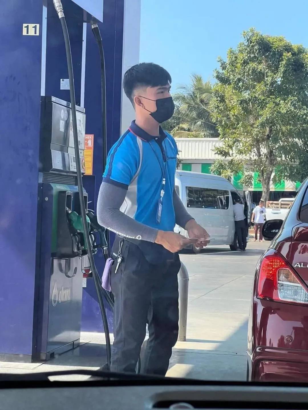 เด็กปั๊มหล่อ