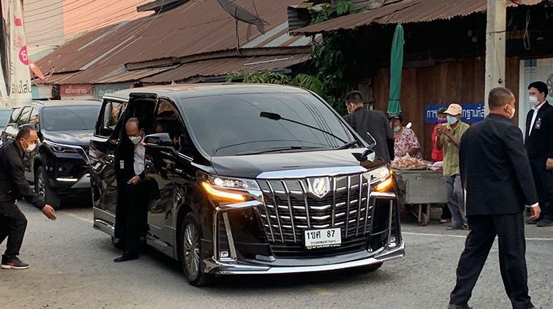 เลขทะเบียนนายกลงพื้นที่