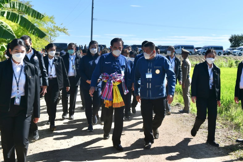 เลขทะเบียนรถนายก 17 1 66