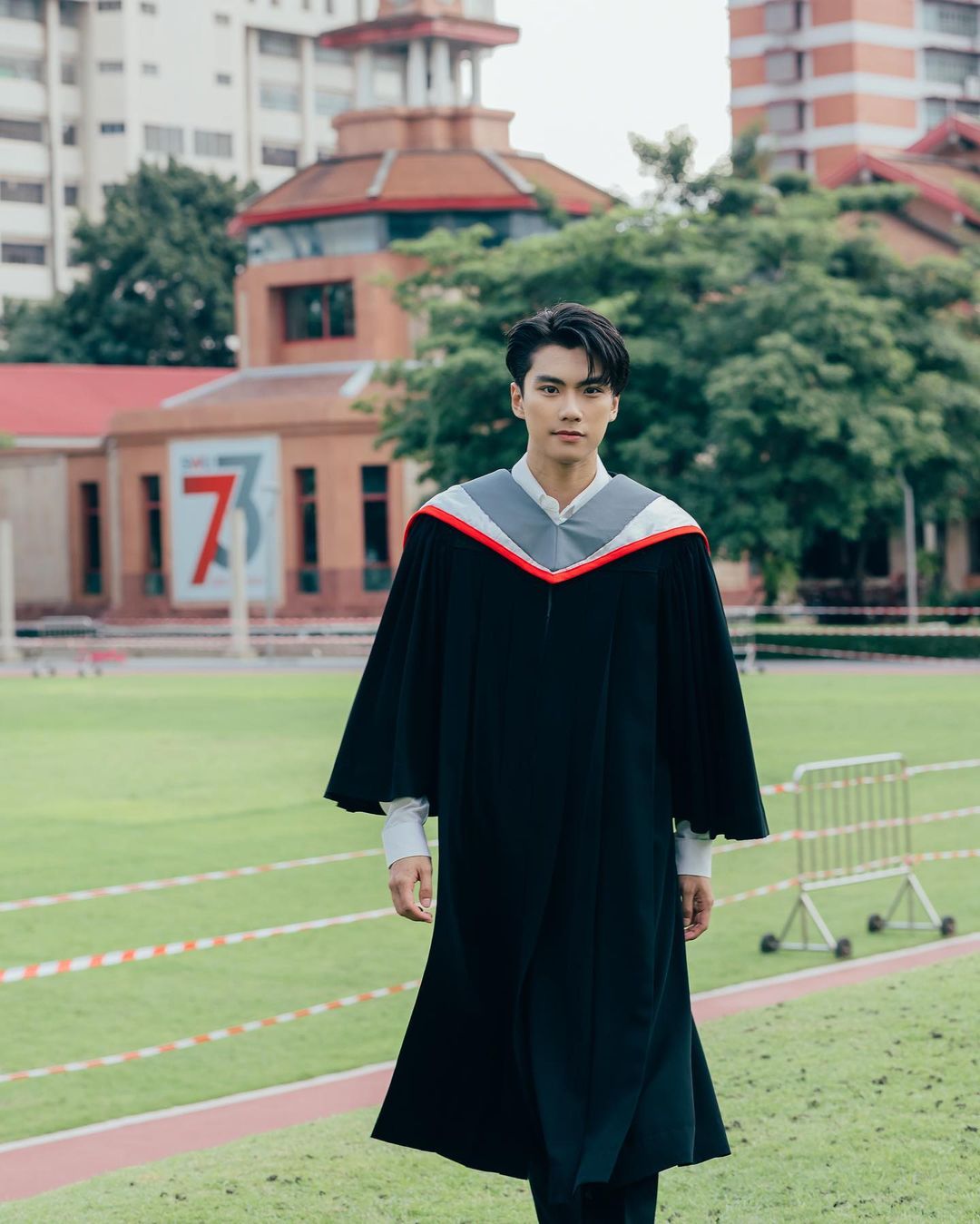 โอม ภวัต ดราม่าเหยียดเพศ