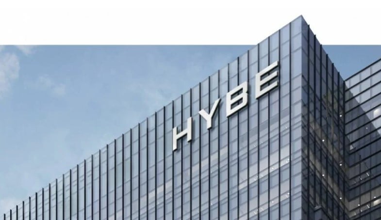 HYBE ซื้อ SM