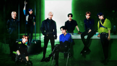 STRAY KIDS
