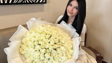 ซาร่า คาซิงกินี ดอกไม้ ดาริล ยัง