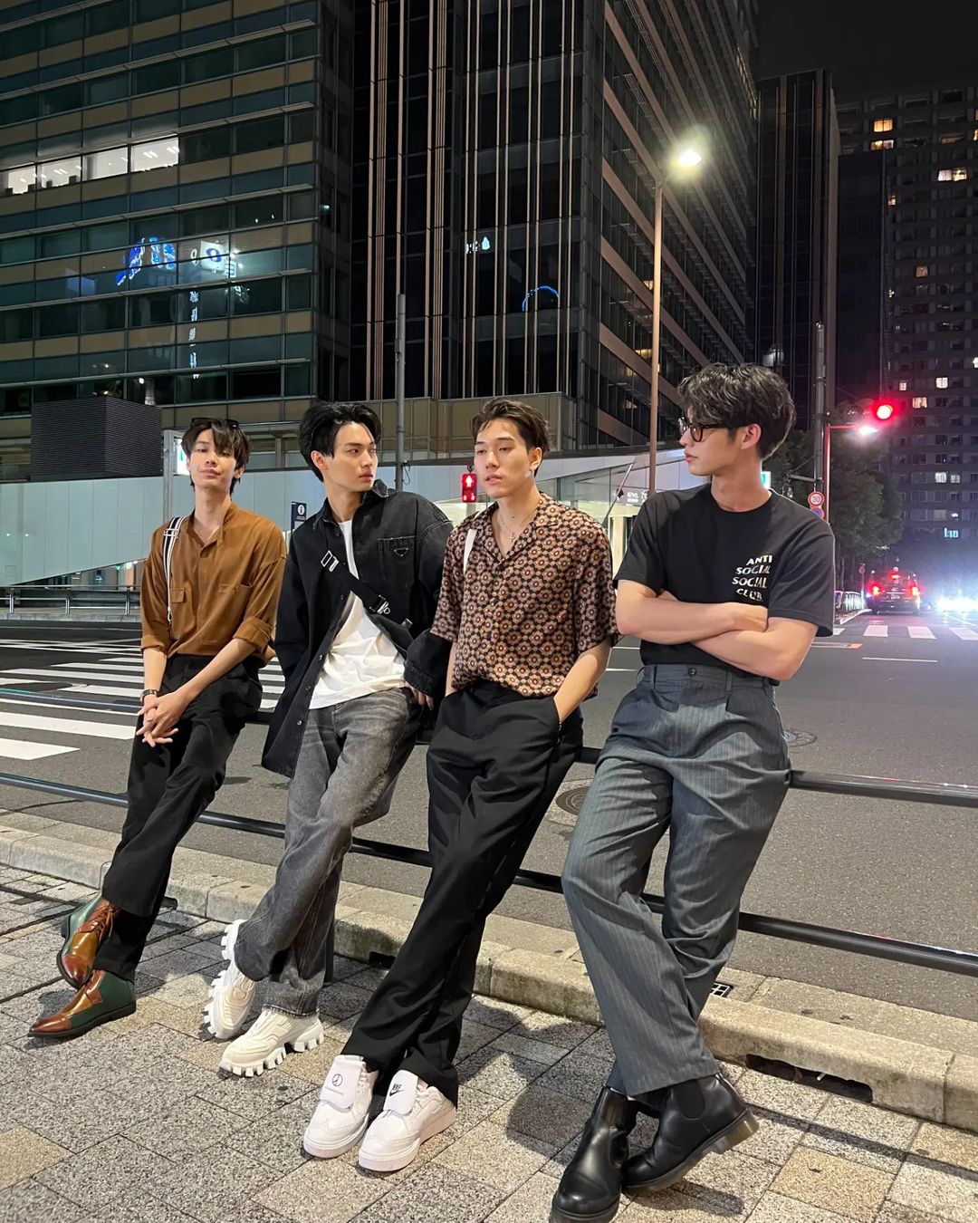 ดราม่านักแสดง 4 คนที่ไต้หวัน