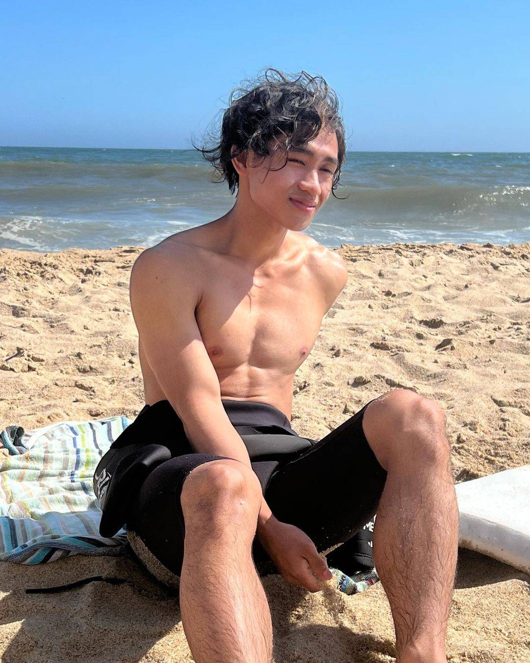 น้องอดุลย์หมูป่า กล้าม