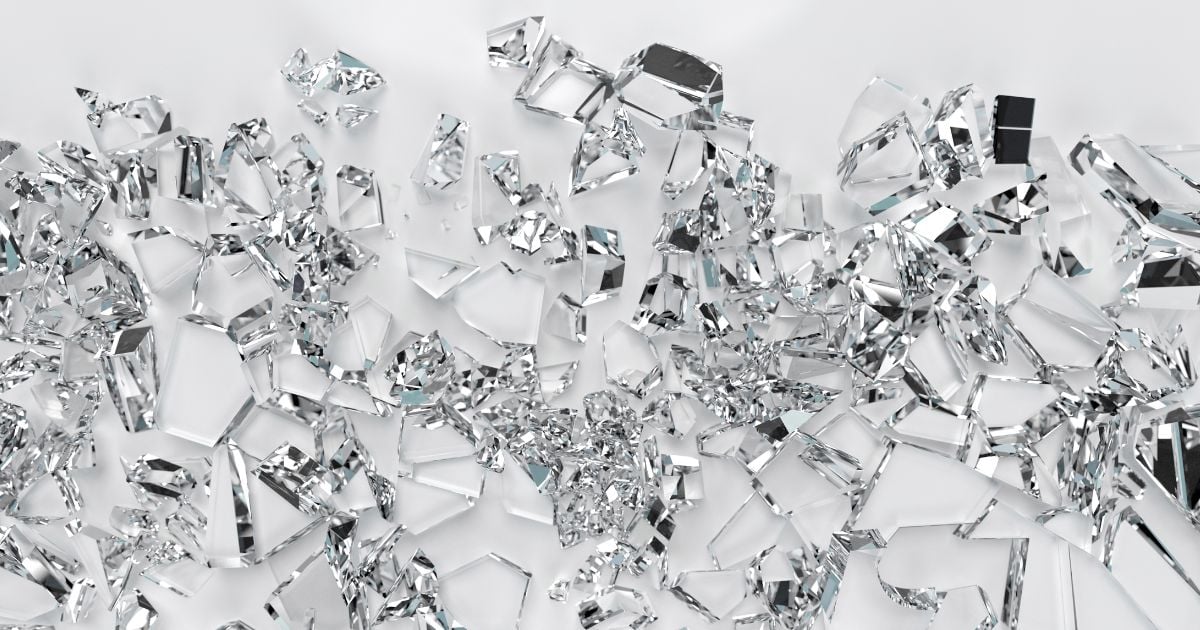 ฝันว่าแก้วแตกละเอียด