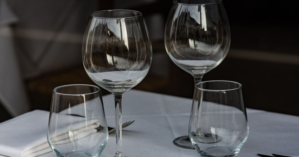 ฝันว่าแก้วแตก