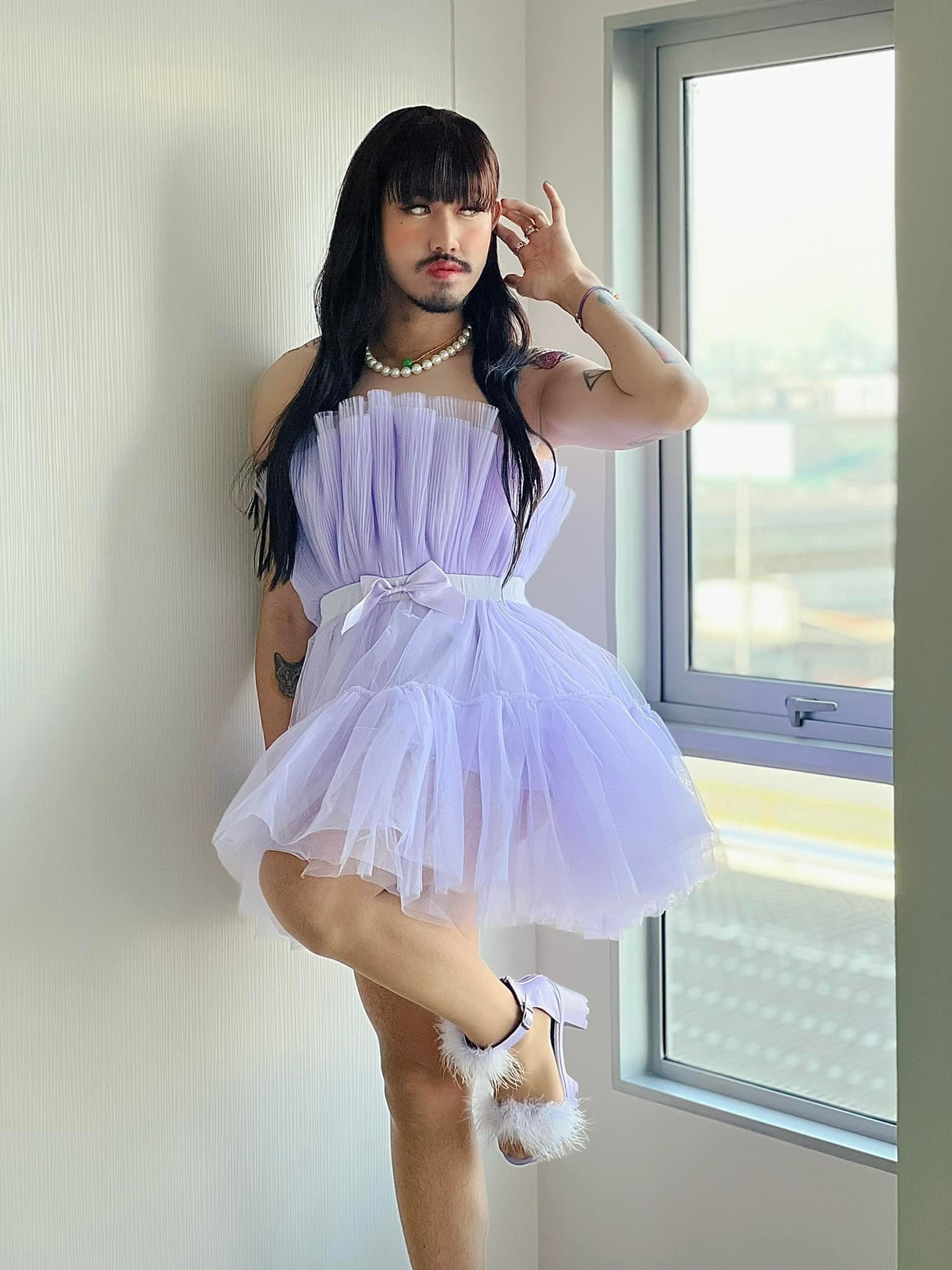 ม้าม่วง พาวเวอร์พัฟเกย์