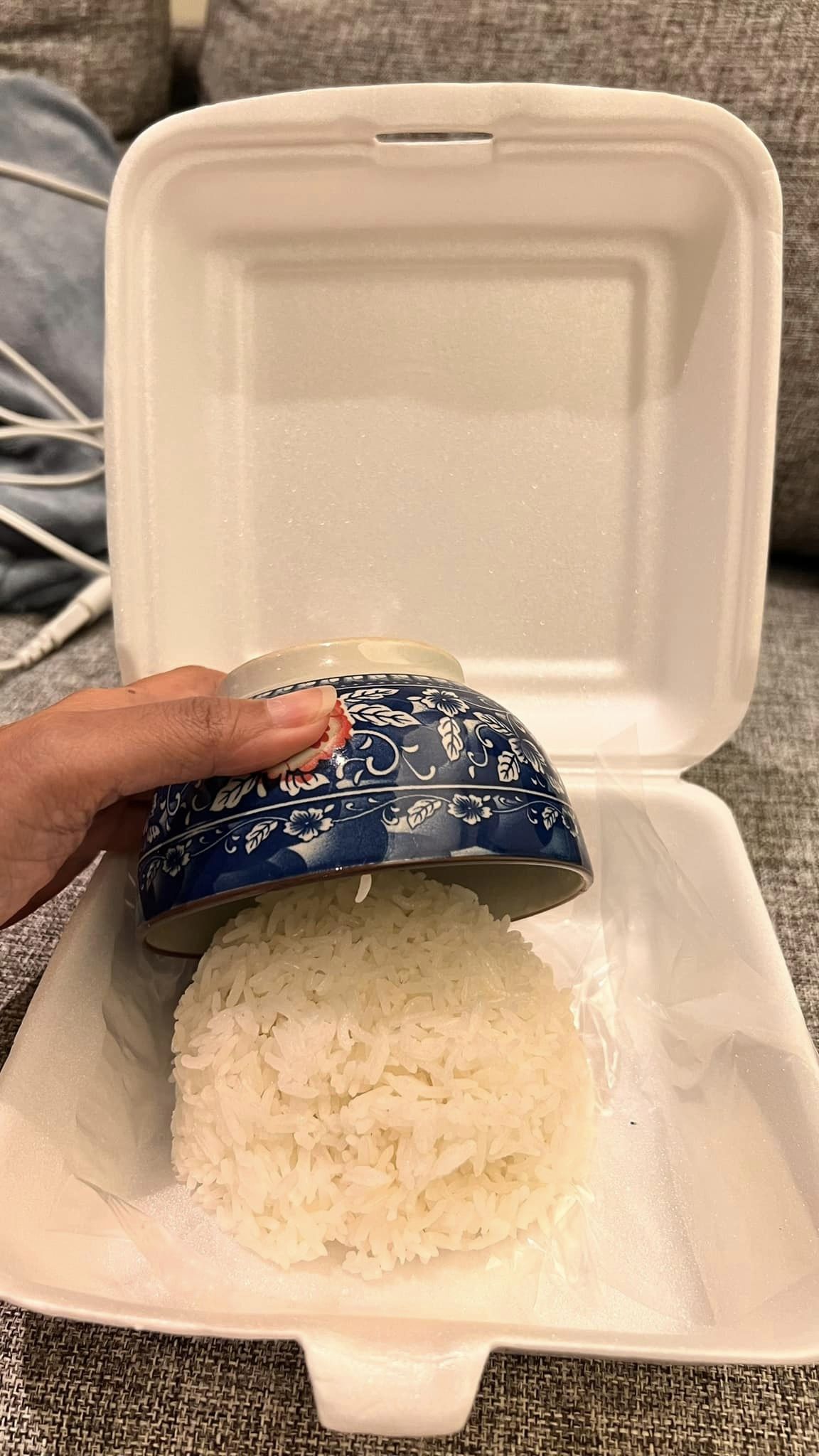 สั่งข้าวแถมถ้วย