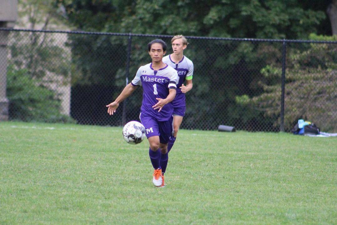 อดุลย์เตะบอล