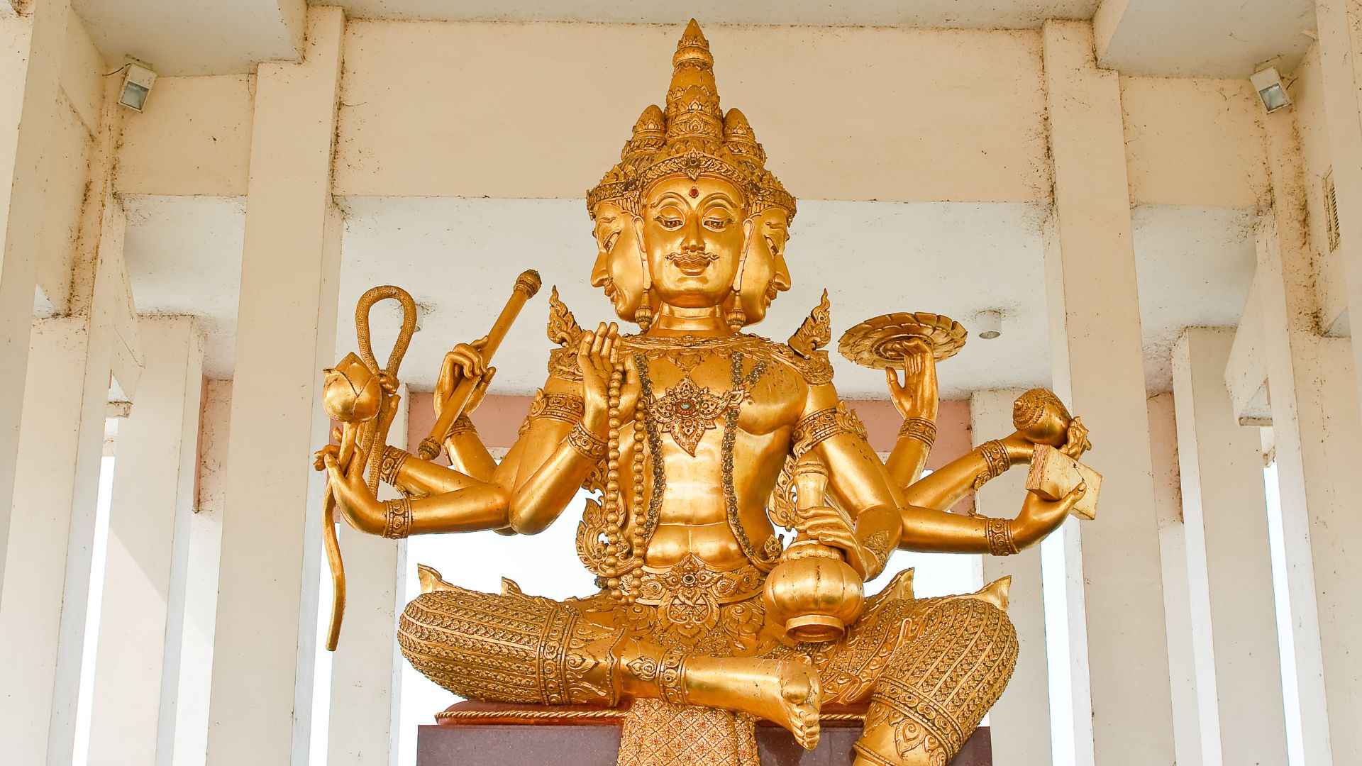 คาถาบูชาพระพรหม