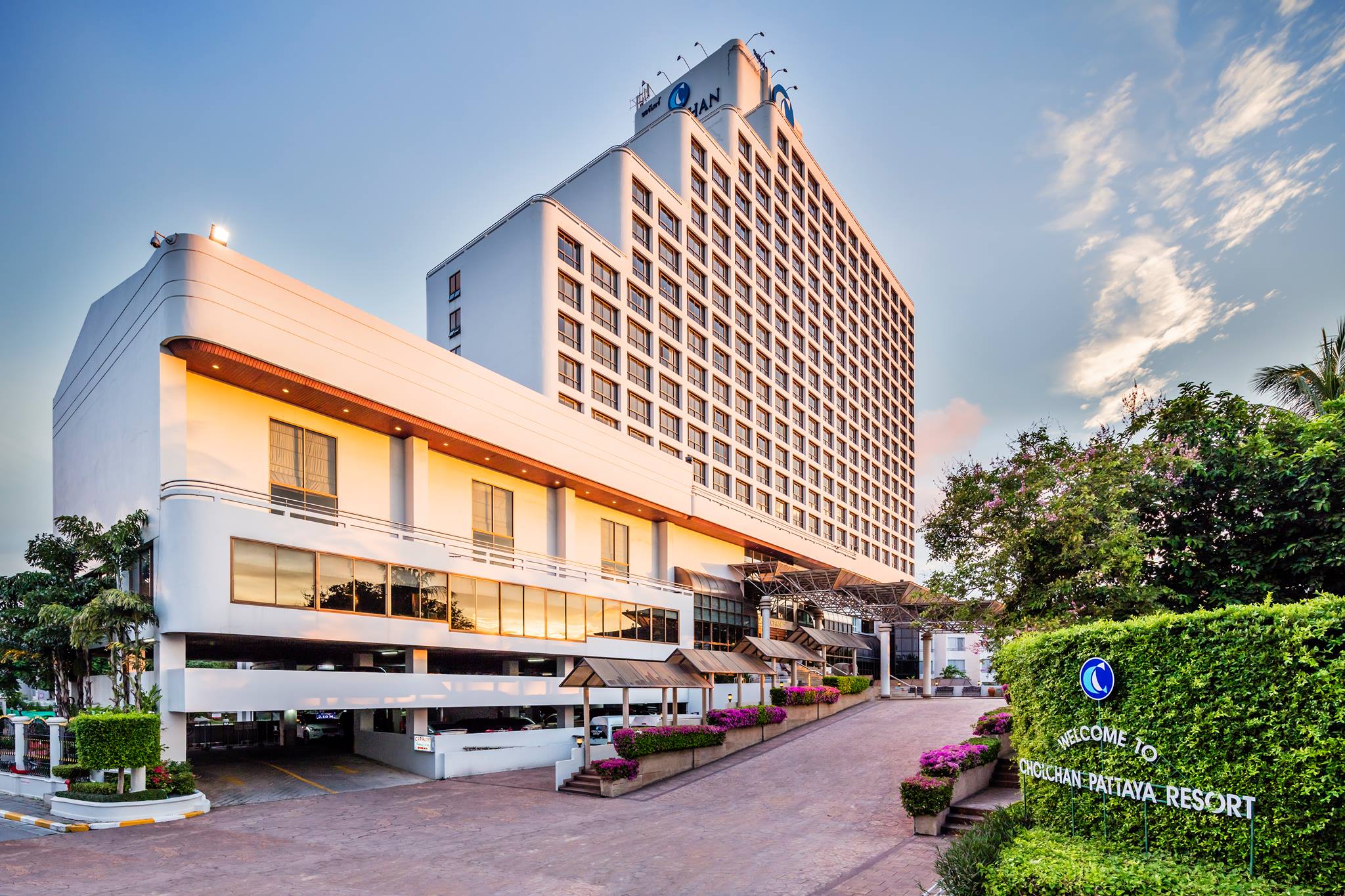 ชลจันทร์ พัทยา บีช รีสอร์ท โรงแรมเราเที่ยวด้วยกัน เฟส 5