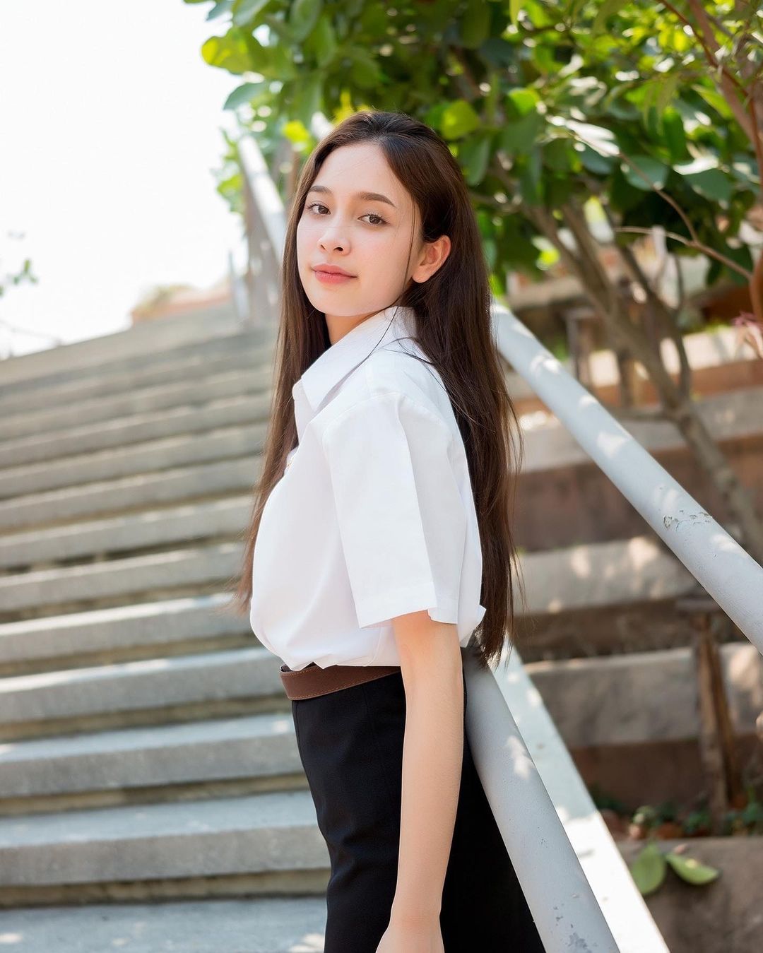 นางเอก ธิดาวานร ปิ่น ชรินพร