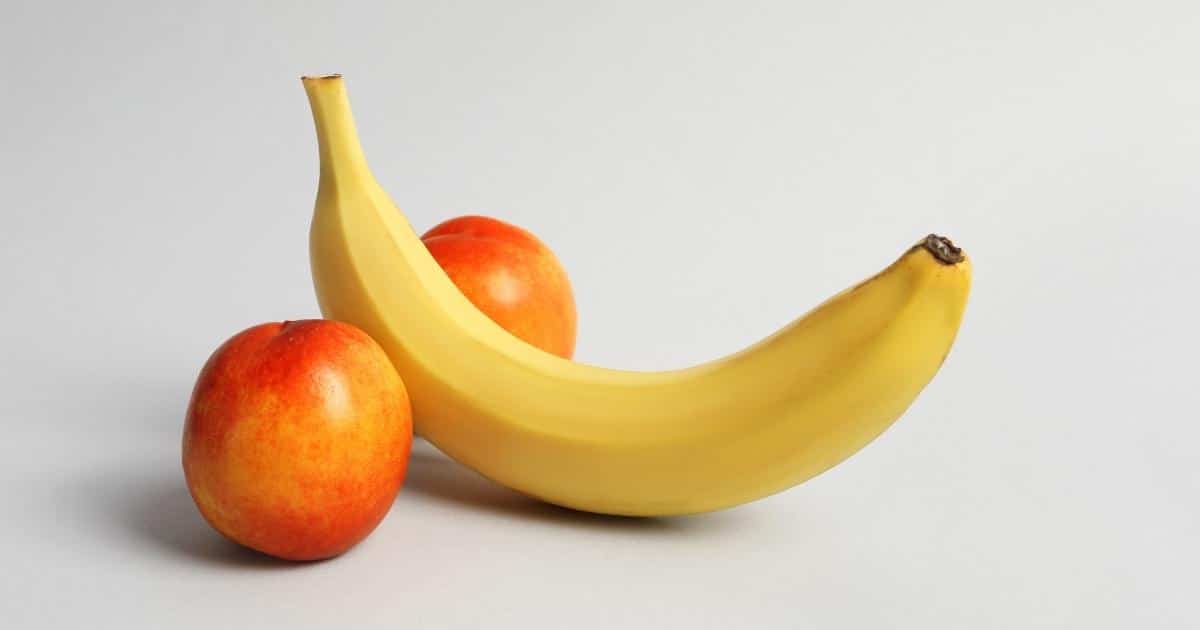 ฝันว่าจับไข่สามี