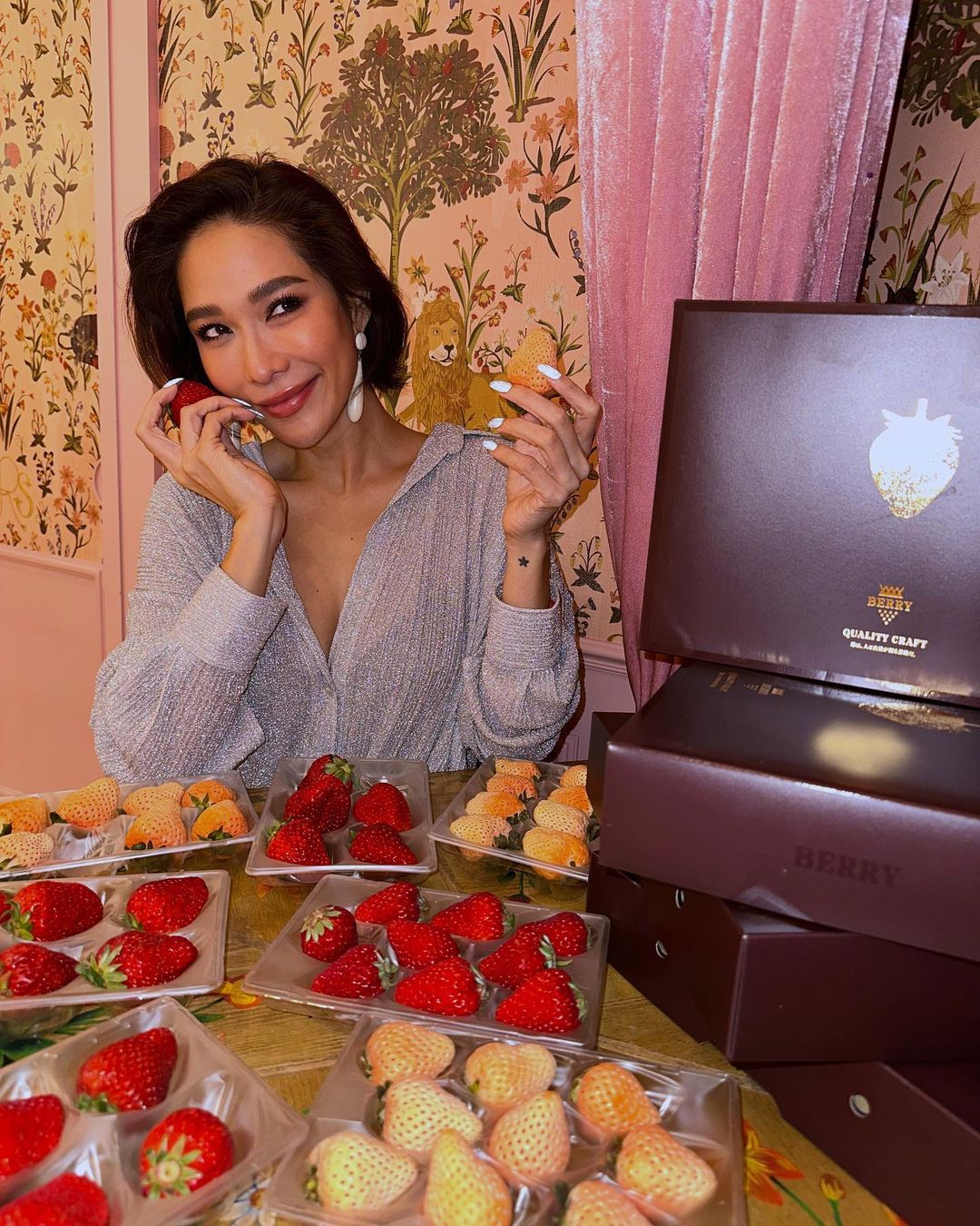 พลอย เฌอมาลย์ โต้ง ทูพี