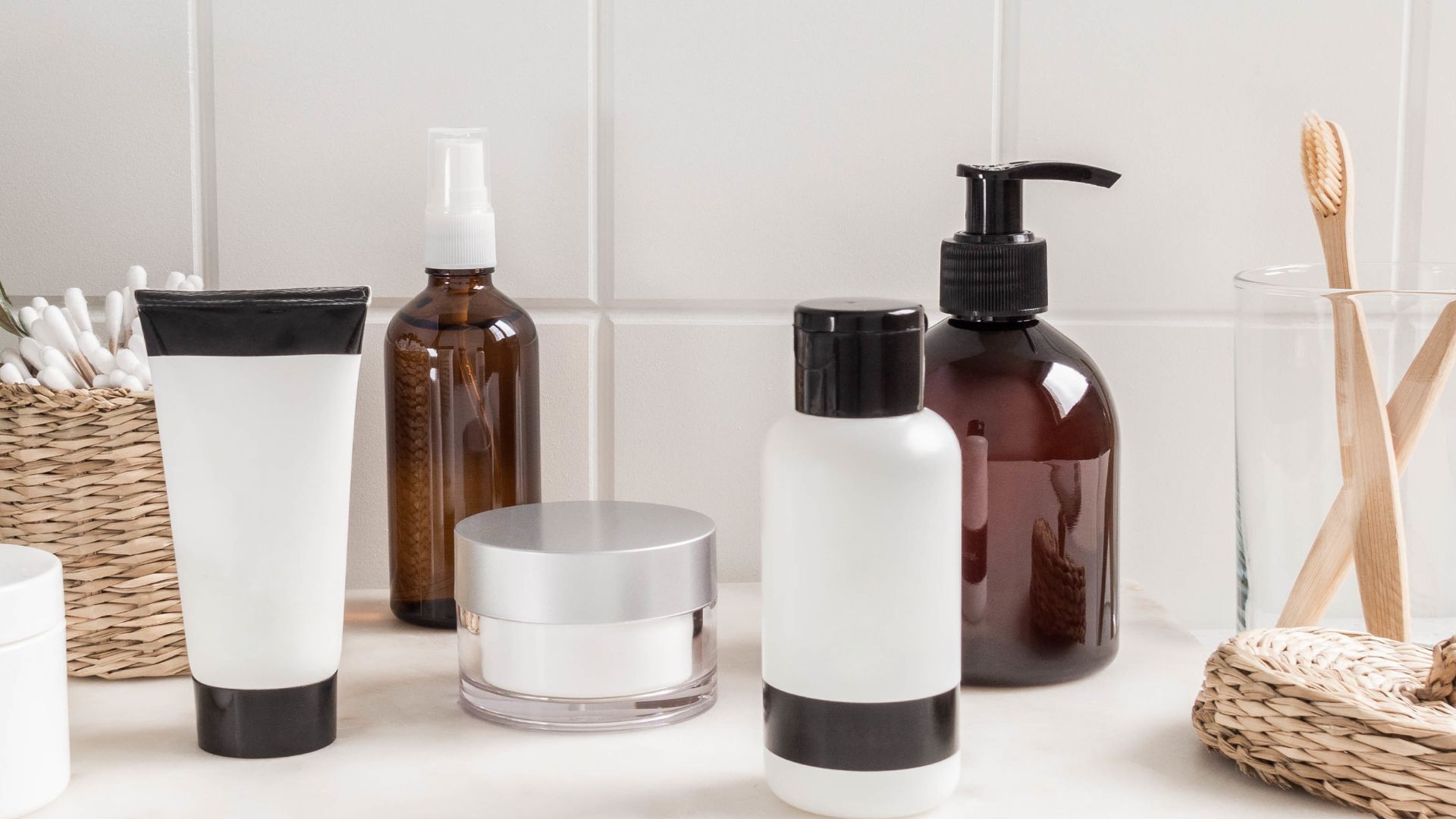 วิธีทำให้ผิวขาว ผู้ชาย