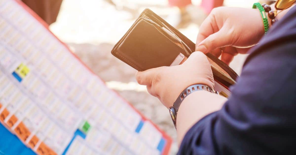 สถิติหวยออกวันเสาร์ 1 เมษายน 2566