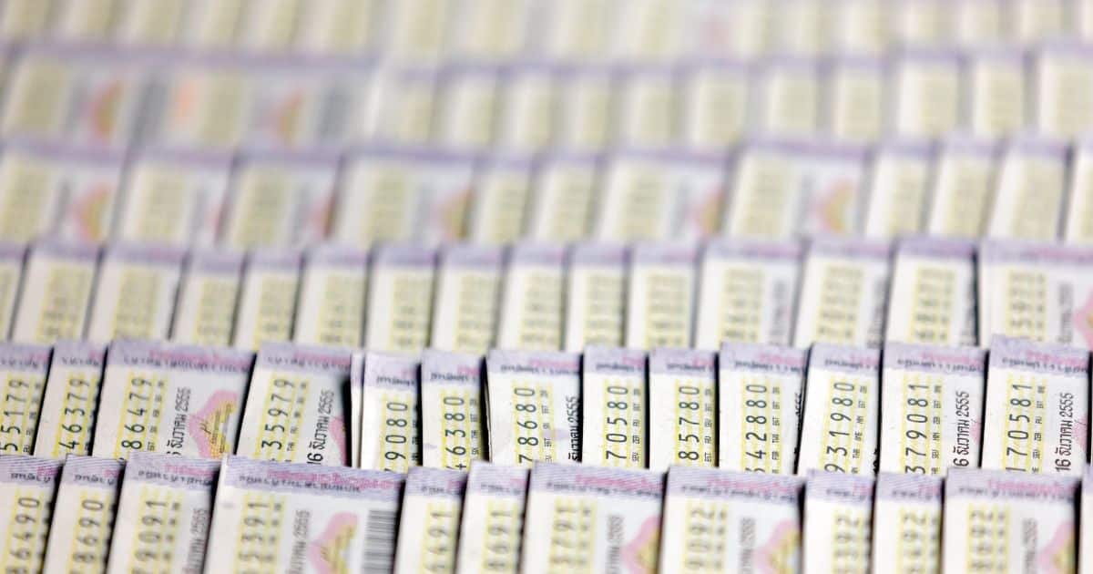 สถิติหวยออกวันเสาร์ย้อนหลัง 20 ปี 1 4 66