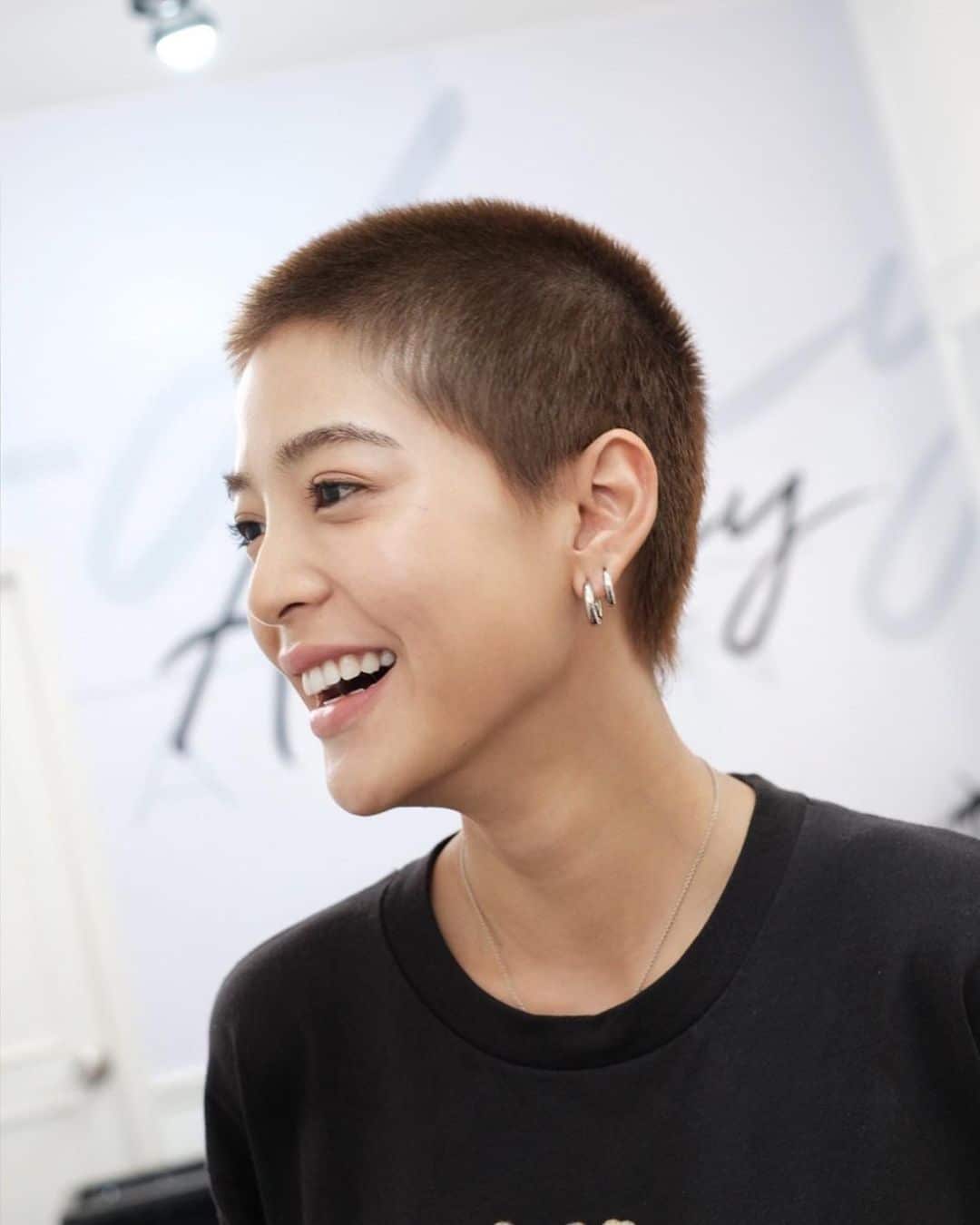 ดาราตัดผมสั้น