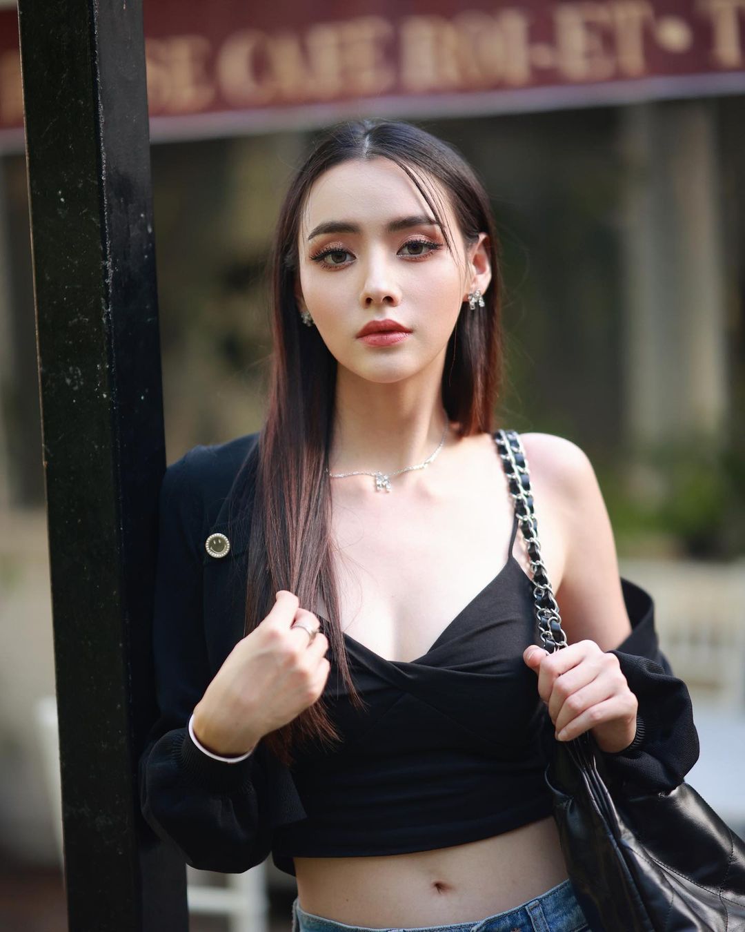 ส่องความสวย มุกดา นรินทร์รักษ์