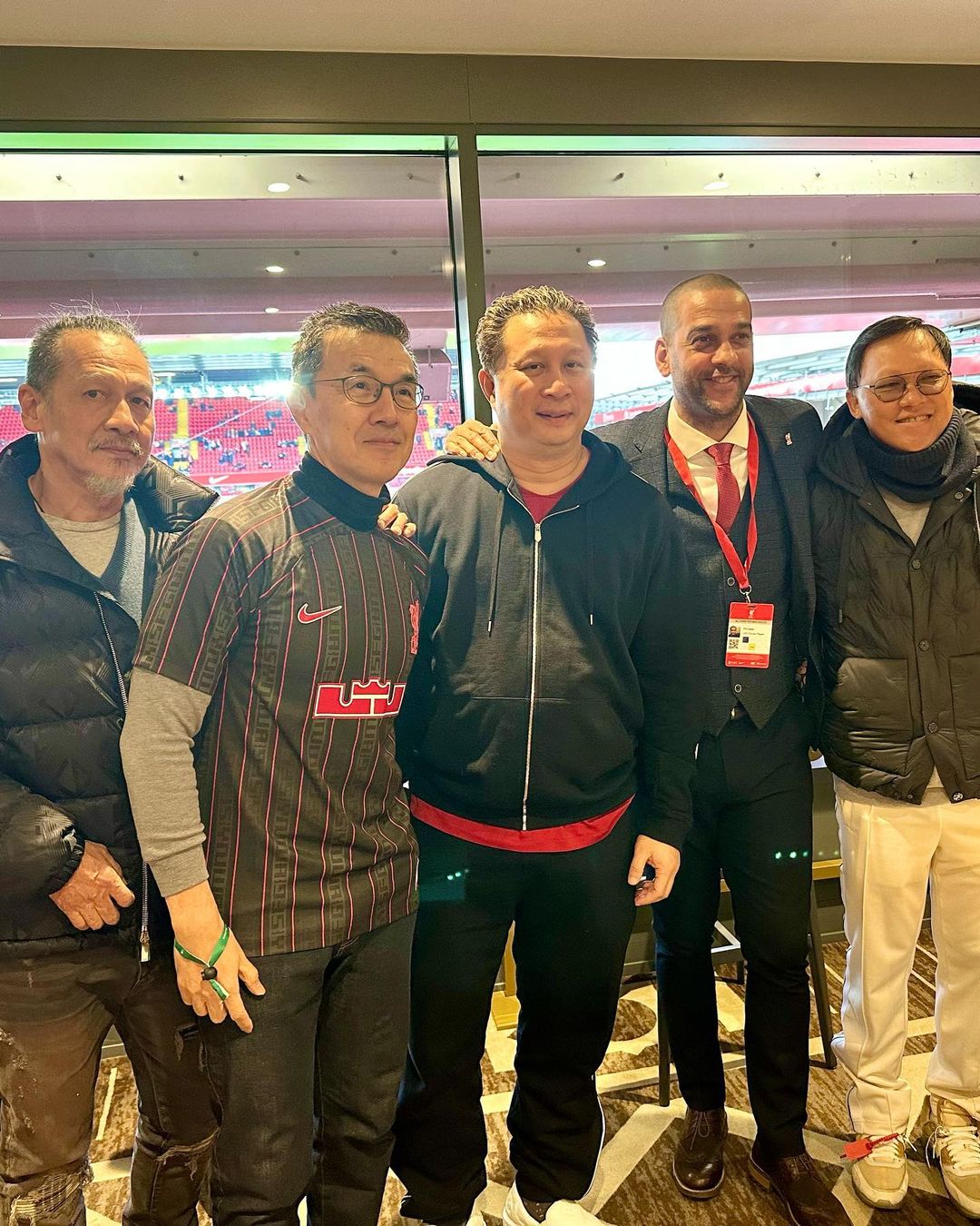 อ๊อฟ บินตรงดูศึกแดงเดือด