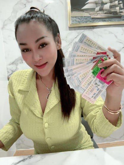 เจ๊นุ๊ก บารมีมหาเฮง เลขเด็ด รวม 1 4 66