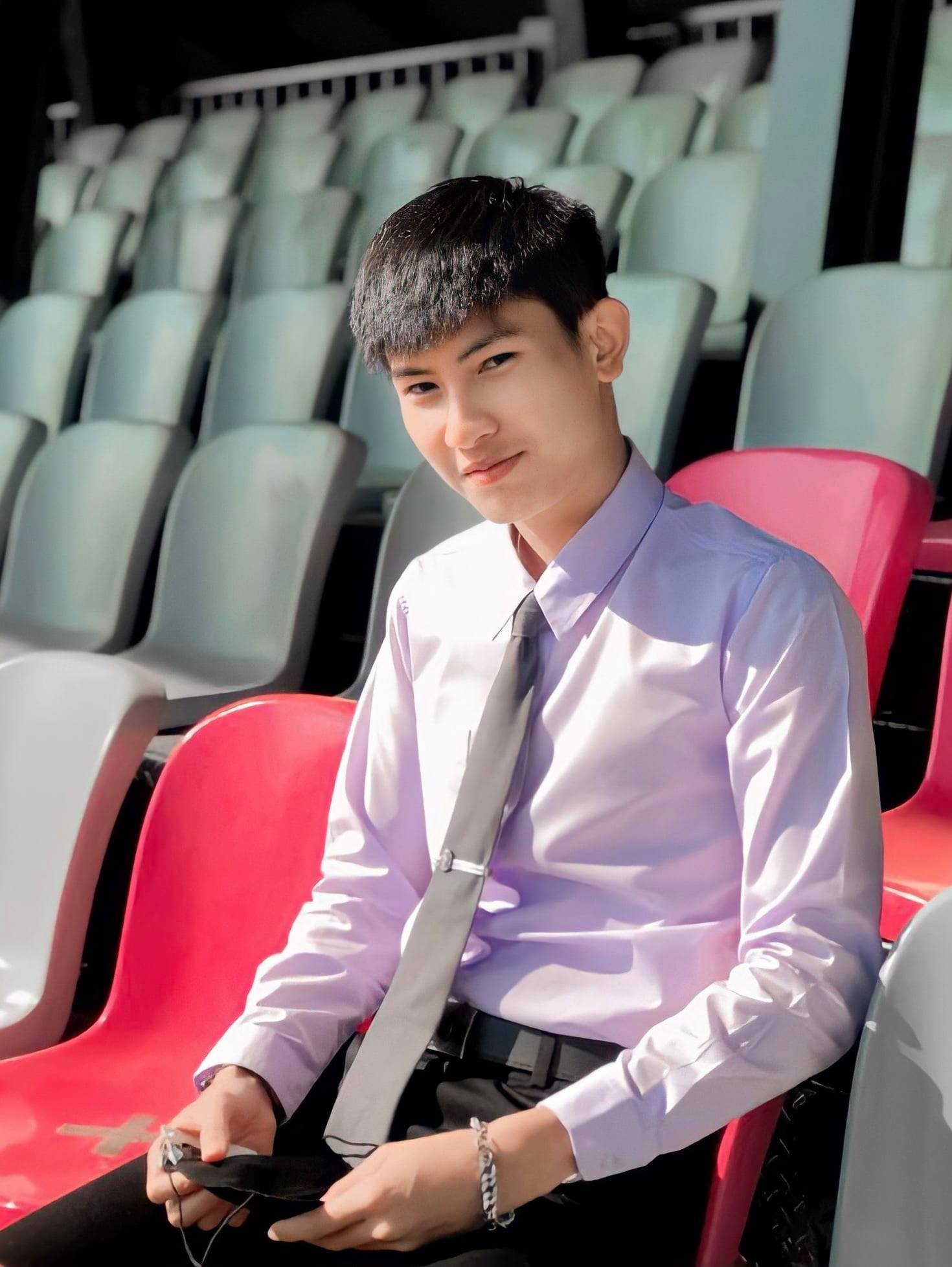 เปิดวาร์ป ฟอส สิทธิชัย