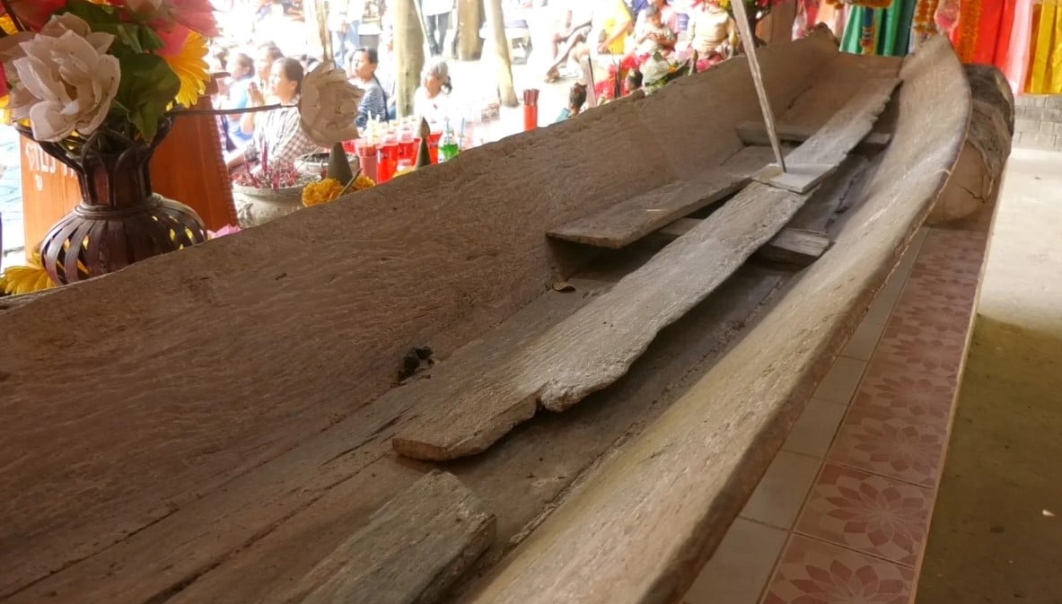 เลขเด็ด วัดเรือผีล่ม 1 4 66