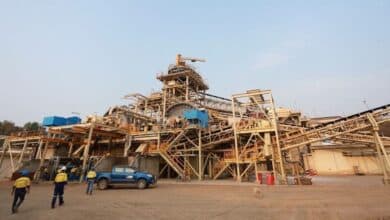 เหมืองทองอัคราอยู่ที่ไหน