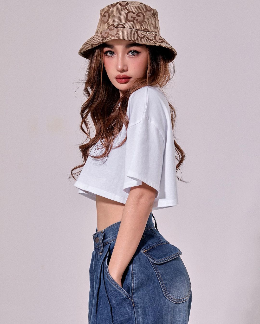 กระแต ใช้หมวกใบเดียวปิดเต้า