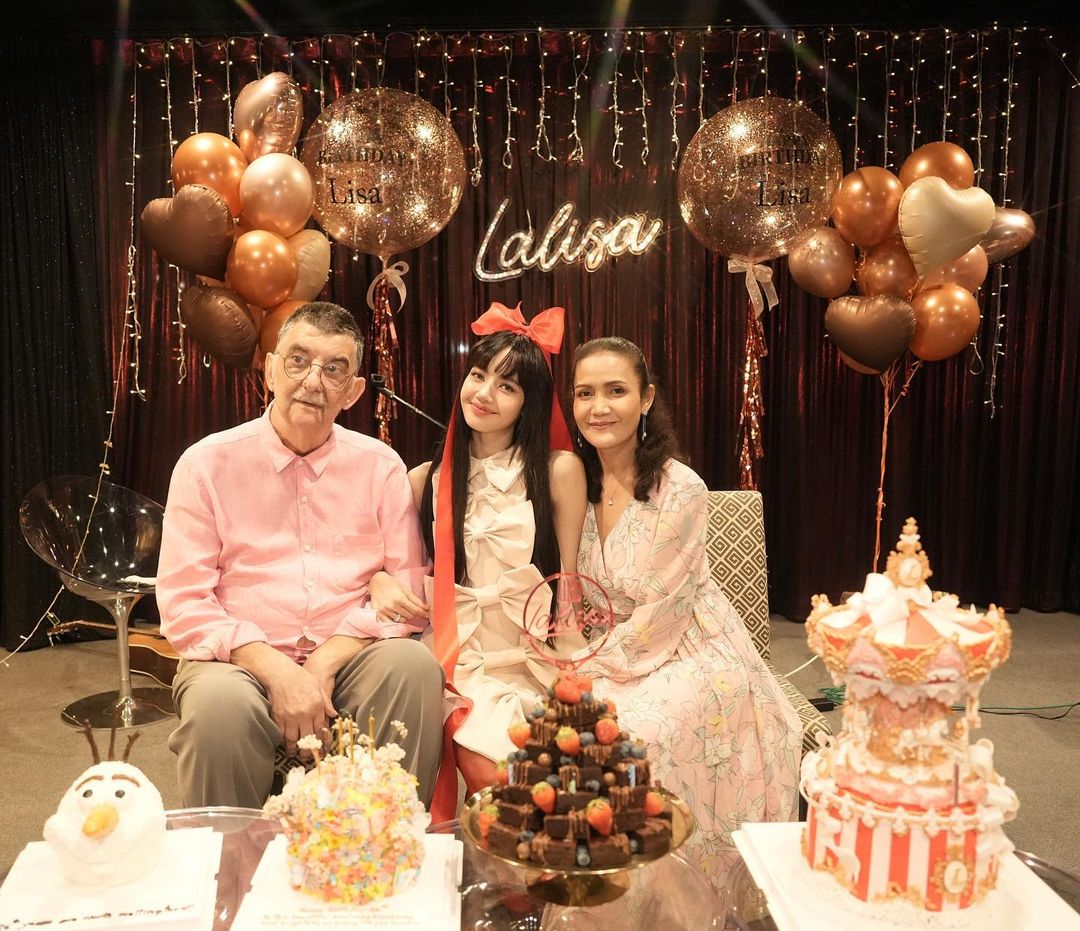 คุณแม่ลิซ่า