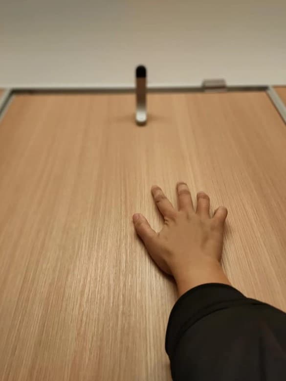 ตะขอหลังประตูห้องน้ำ มีไว้ทำอะไร