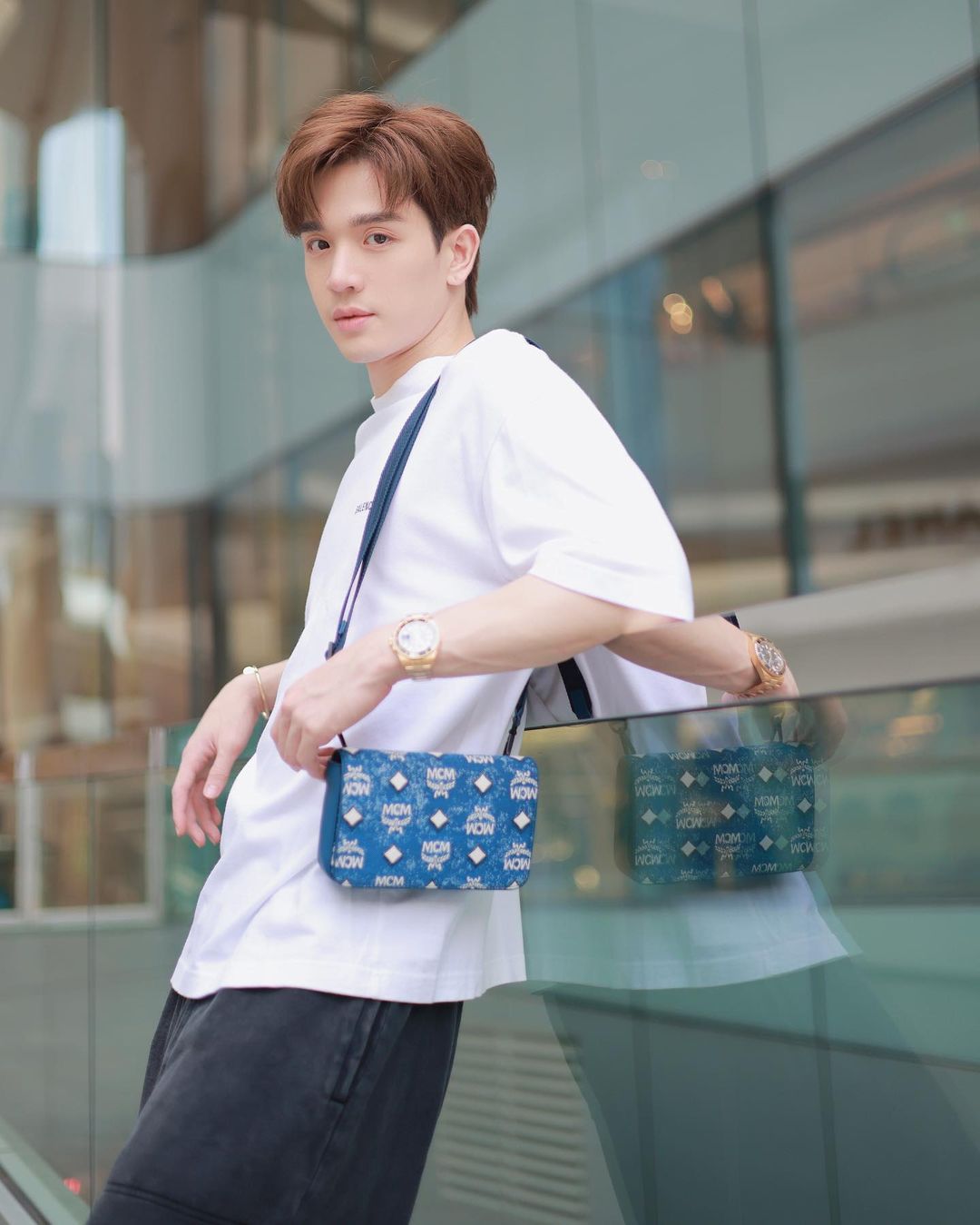 ประวัติ ตงตง กฤษกร