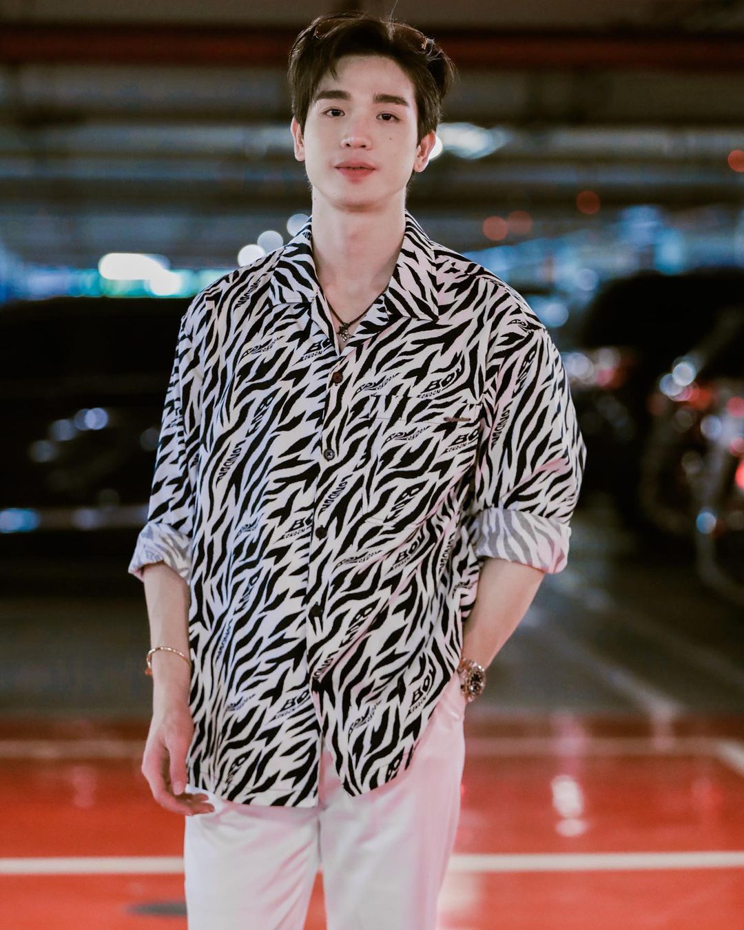 ประวัติ ตงตง กฤษกร
