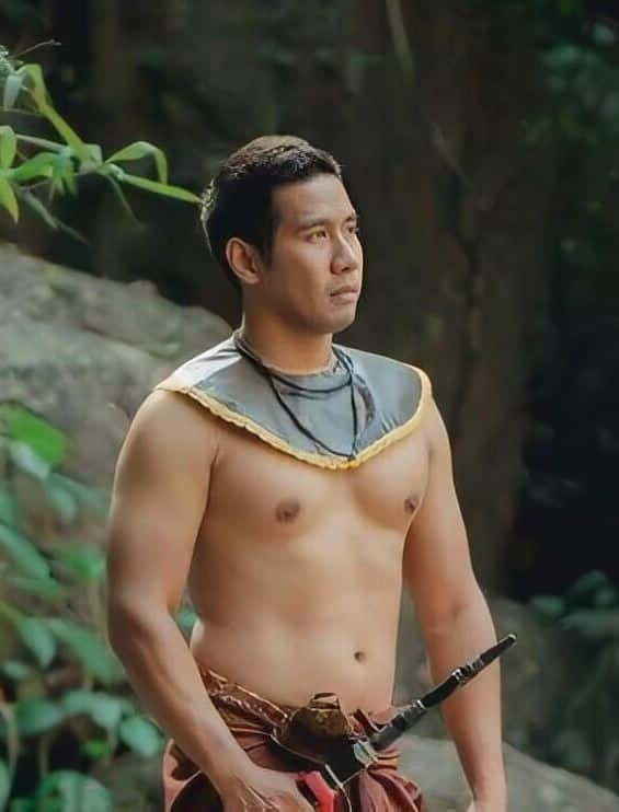 ผอ.กอล์ฟ ประวัติ