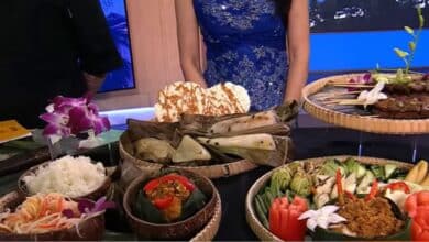 พิธีกรรายการดัง ทักแรงเจ้าของร้านอาหารกัมพูชา