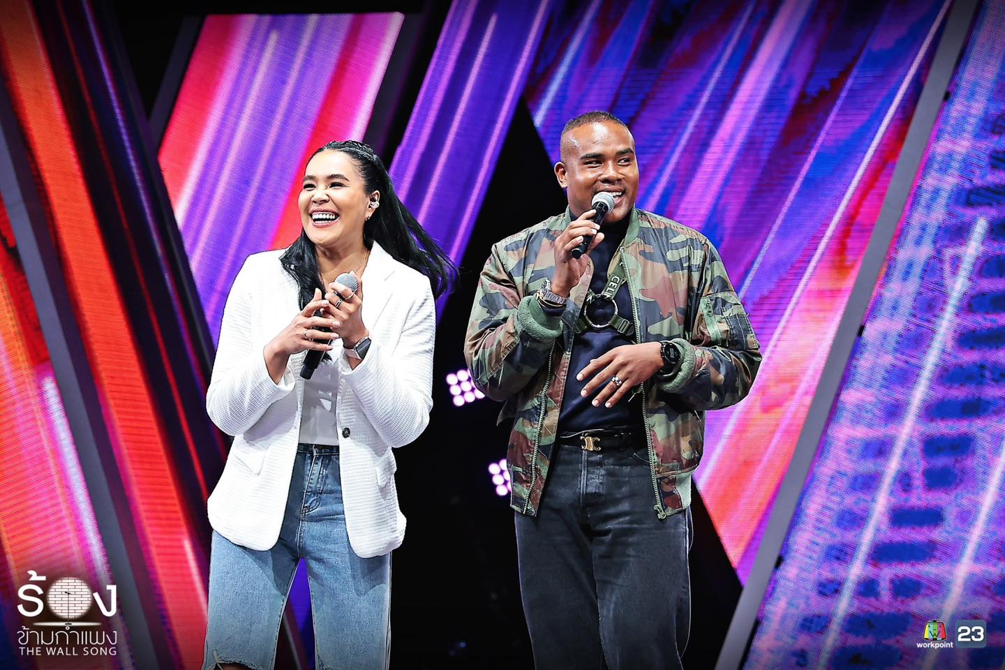 รัศมีแข อรอุมา ร้องข้ามกำแพง