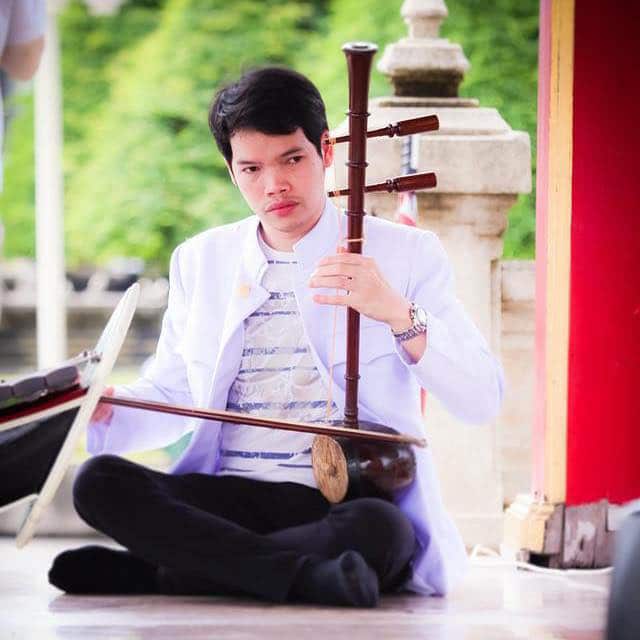 ลาล่า อาลัย รุต โปงลางสะออน