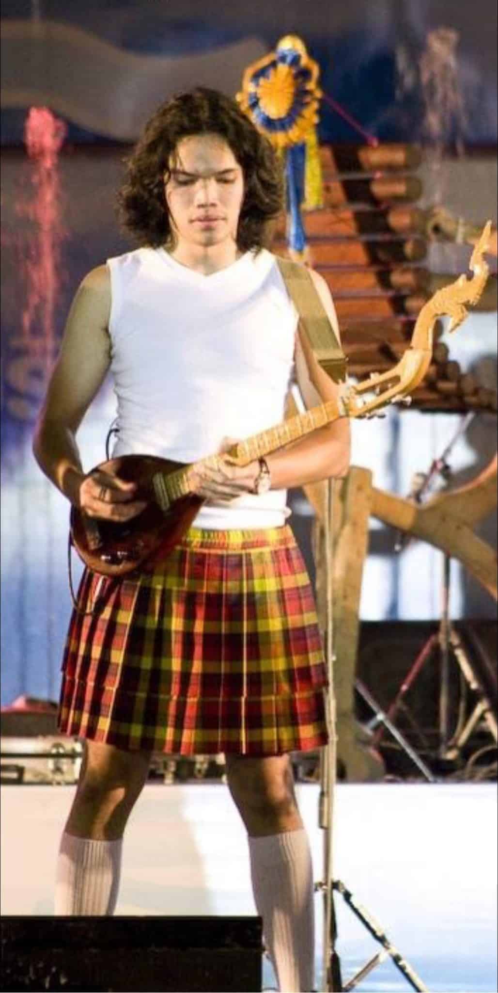 ลาล่า อาลัย รุต โปงลางสะออน