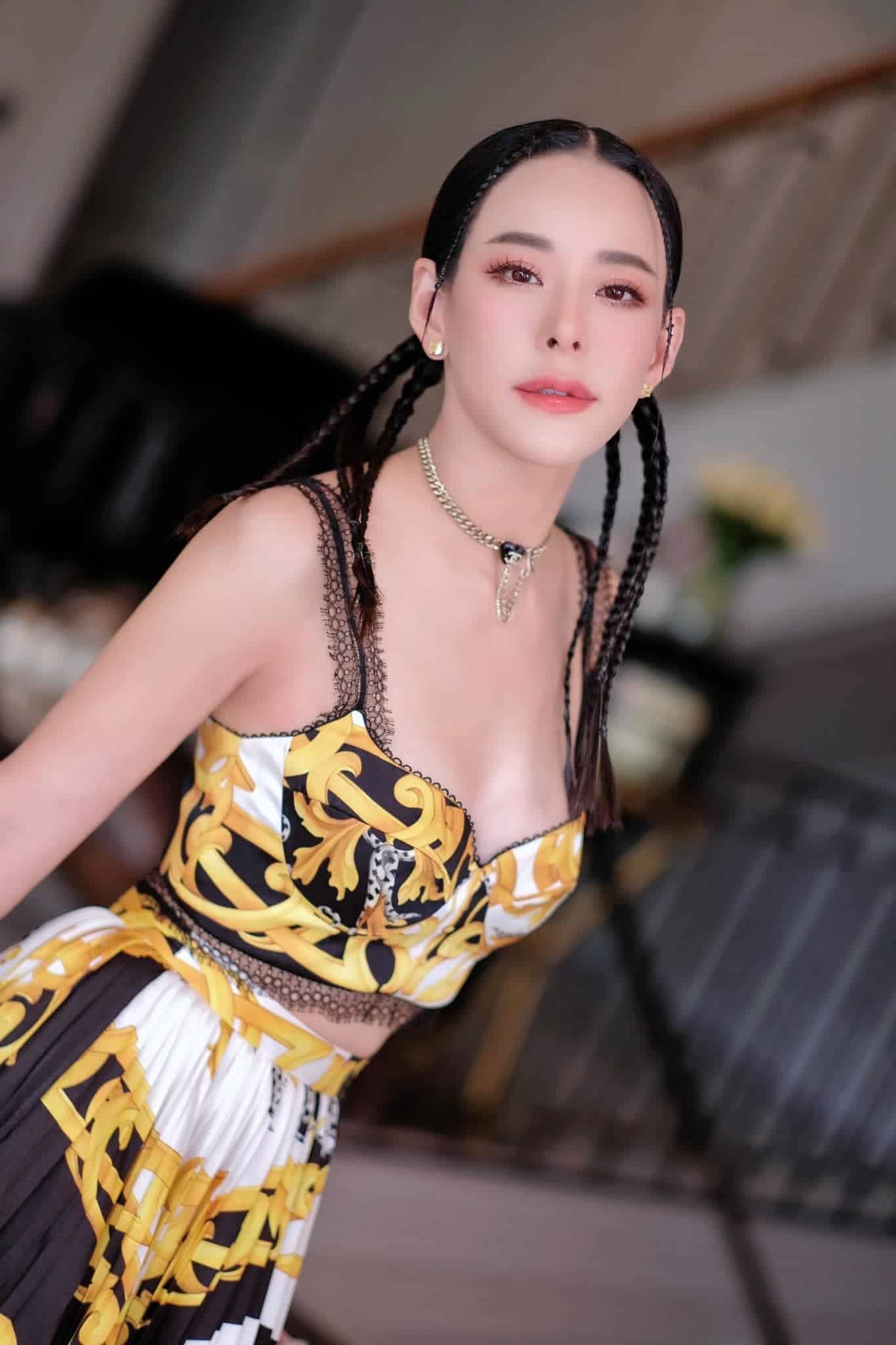 หนิง จิน ข้อตกลงการหย่า