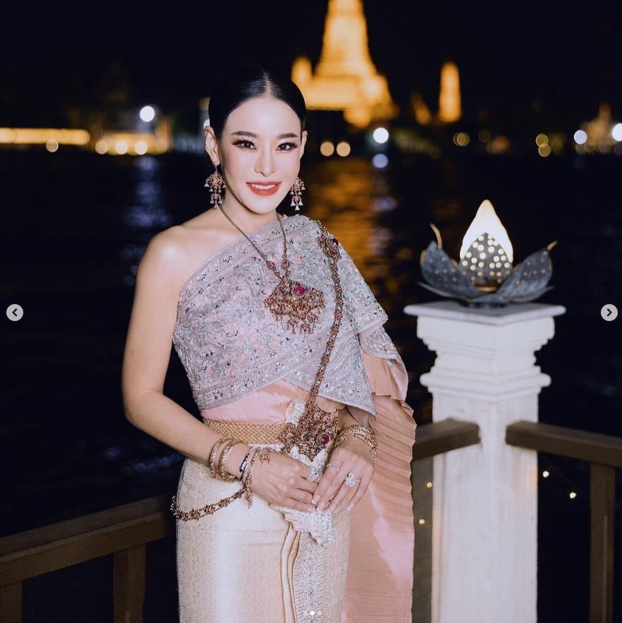 หนิง ปณิตา คุยแซ่บSHOW