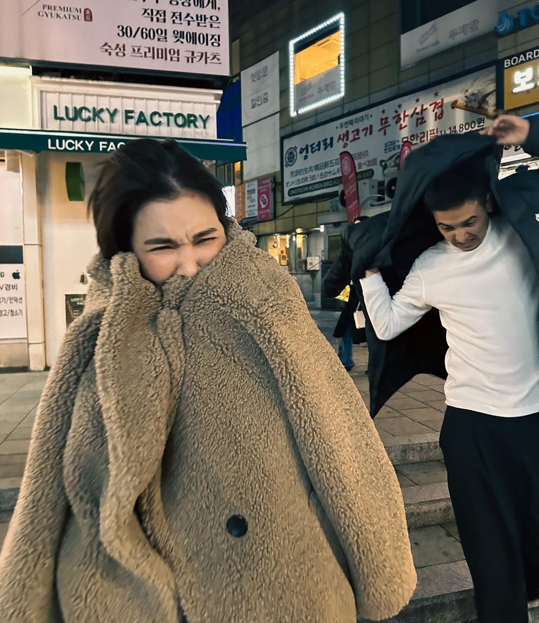 'โบว์ เบญจวรรณ' ลบรูปคู่ 'ก๊อต จิรายุ'