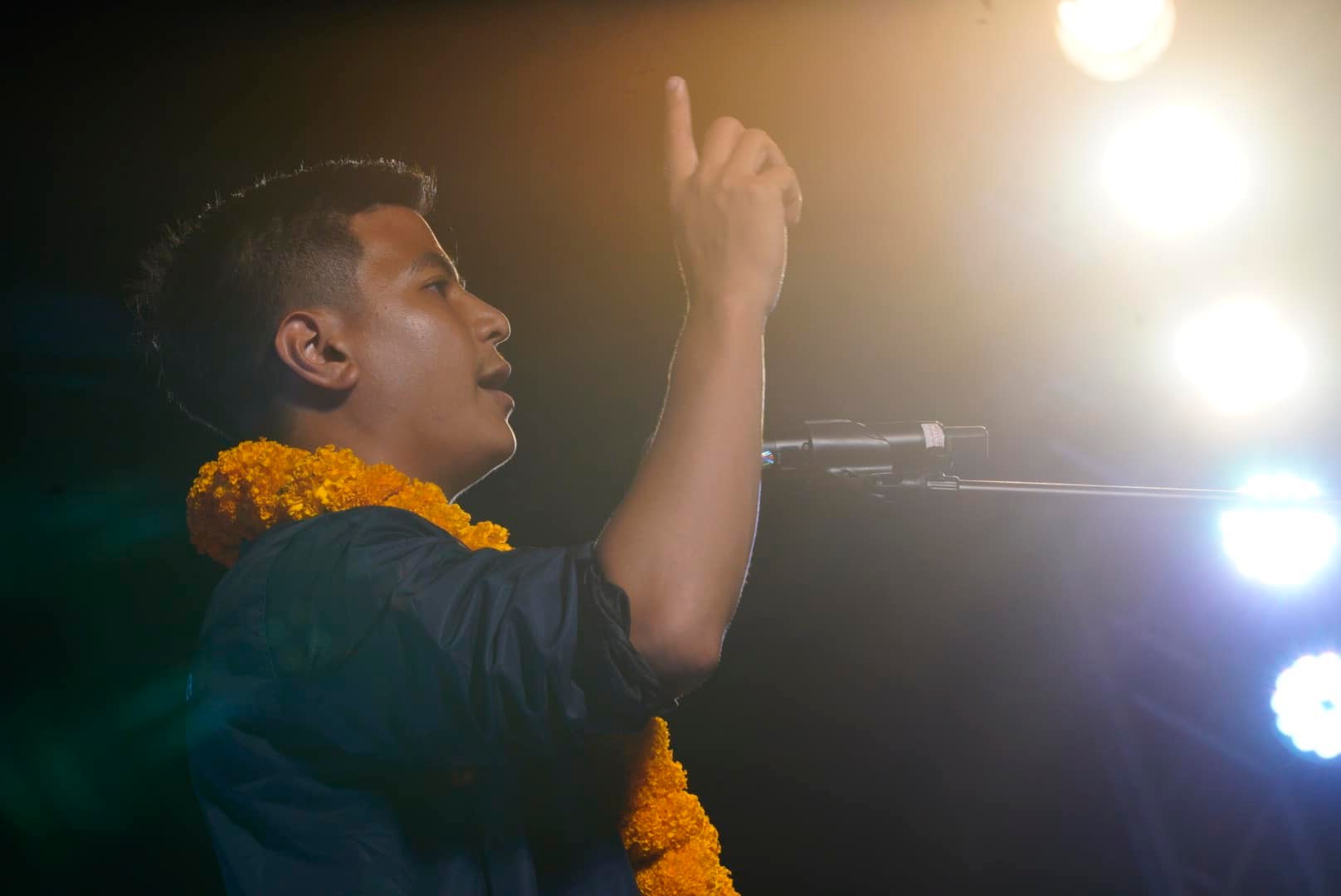 Parit Wacharasindhu history with move forward party 2023 duty