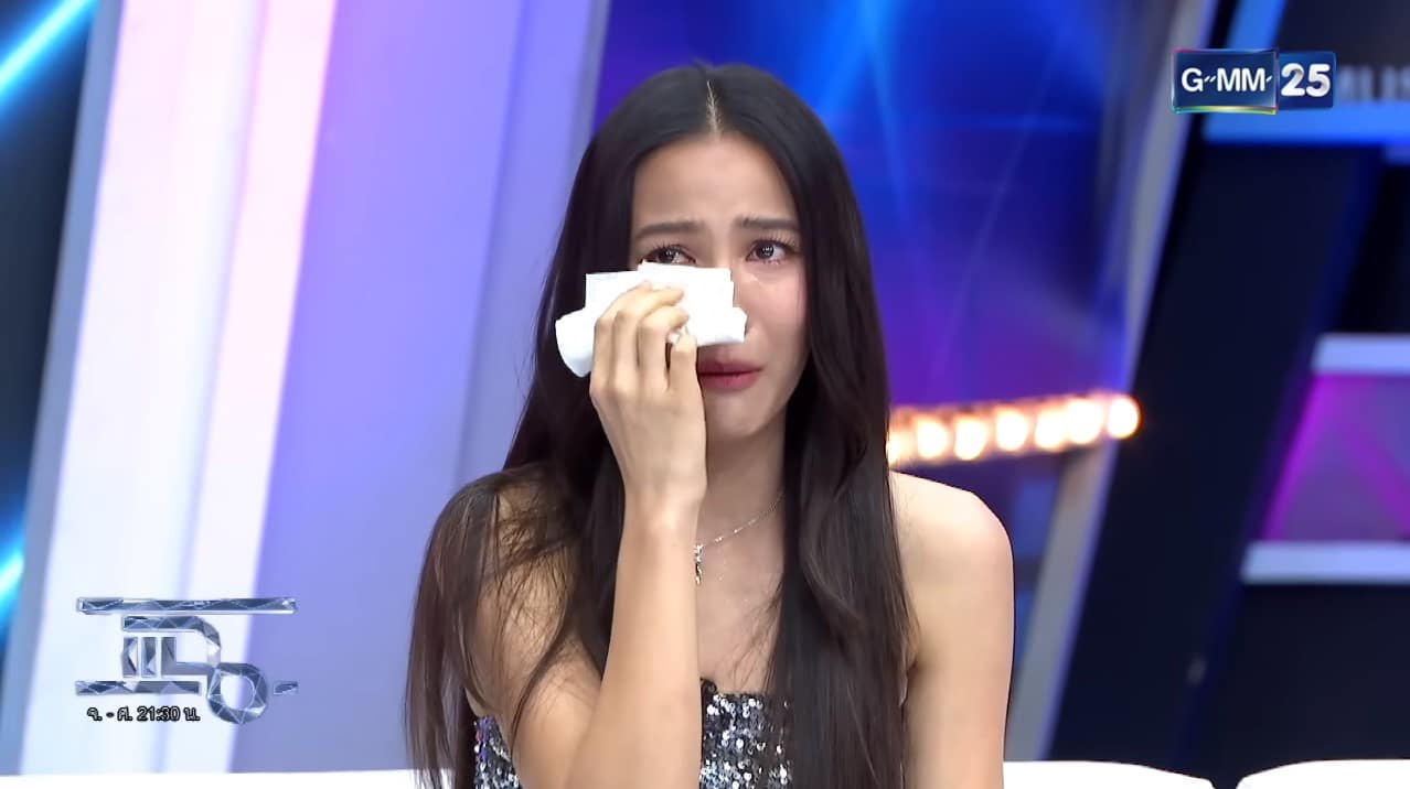 กรีน ธันวา เลิกกัน