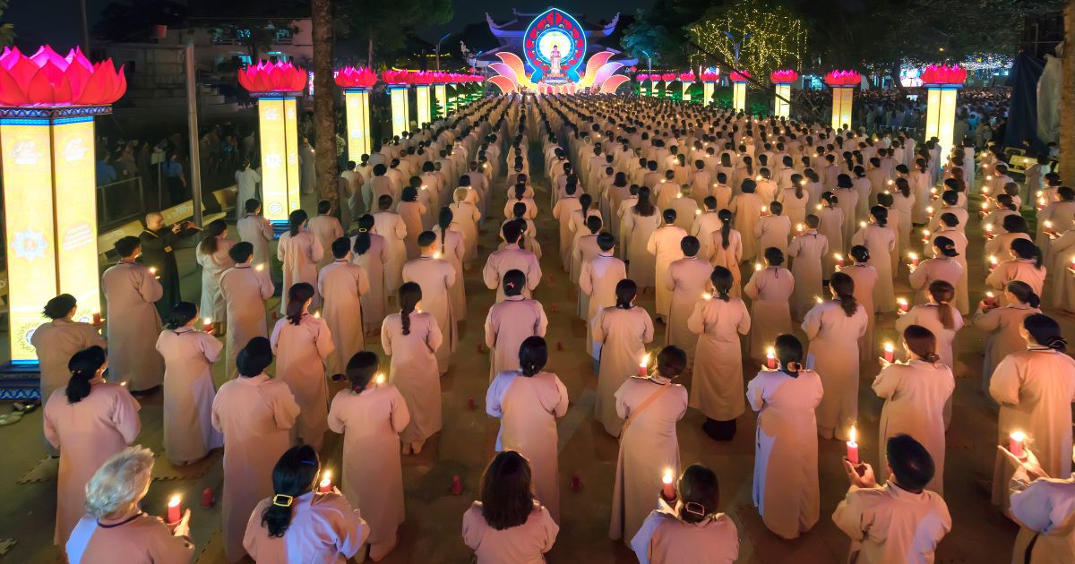 เวียนเทียน วันวิสาขบูชา 2566