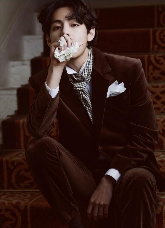 ค่าย ตอบข่าวเดท เจนนี่ - วี